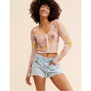 We the‎ Free Angelina Girly Crinkle Floral Snap Front Pink Babydoll Crop Shirt M